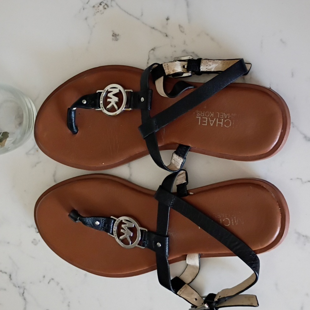 MICHAEL KORS SANDALS - Picture 6 of 9